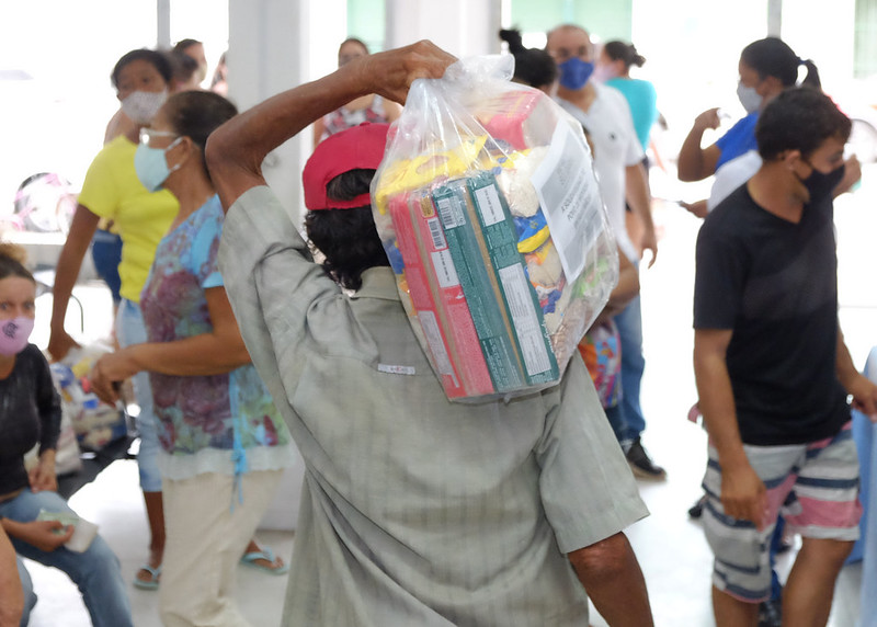 Vacina Solidária: cestas de alimentos são entregues para mais de 80 famílias de Mossoró