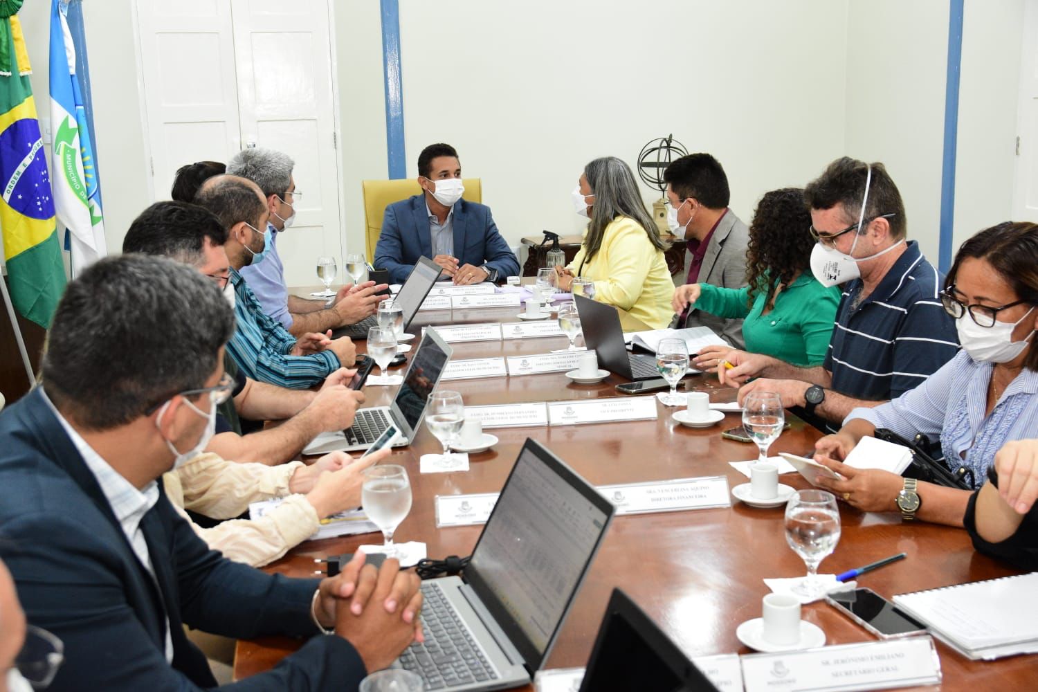 Diálogo: Prefeitura de Mossoró e Sindiserpum chegam a consenso sobre lei do reajuste dos professores