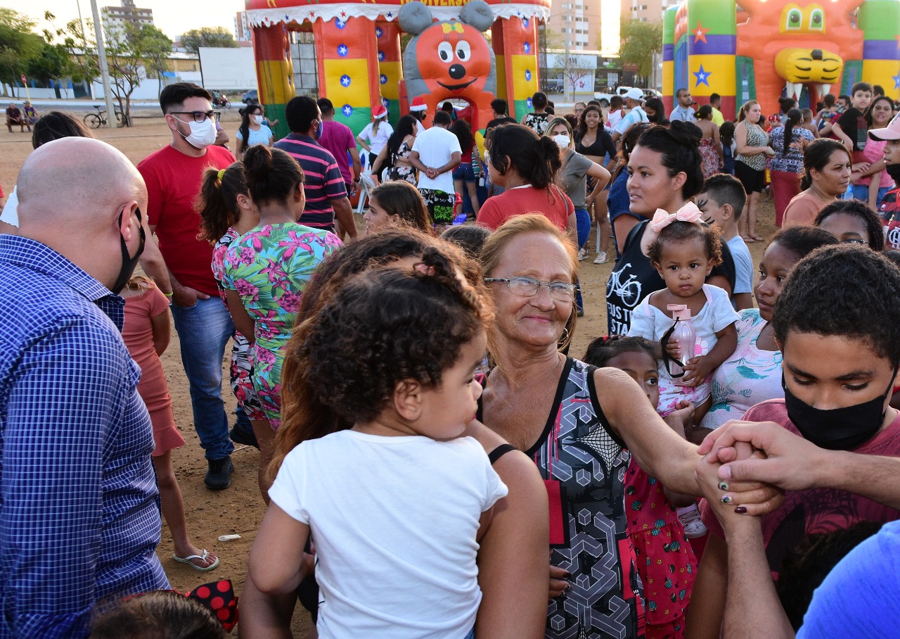 "Natal das Crianças" leva alegria e diversão para moradores do bairro Santo Antônio