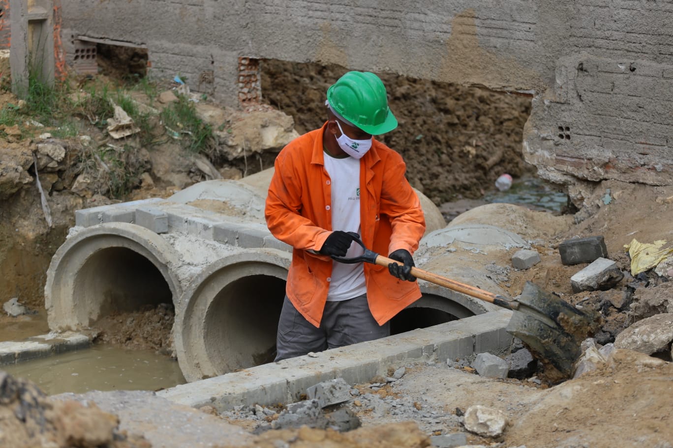 Prefeitura avança com obras de drenagem, serviços de limpeza de canais e planeja mais ações em Mossoró