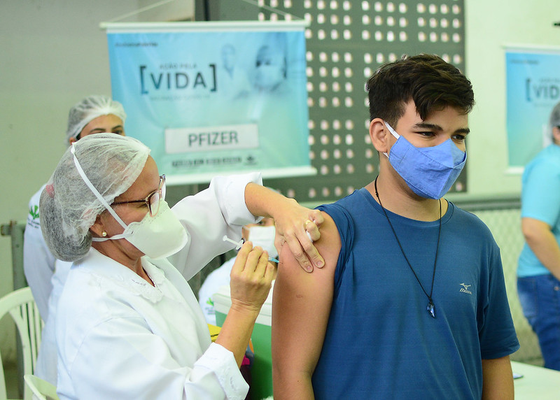 Covid-19: vacinação avança em Mossoró a partir de nova faixa etária de adolescentes com comorbidades e deficiências