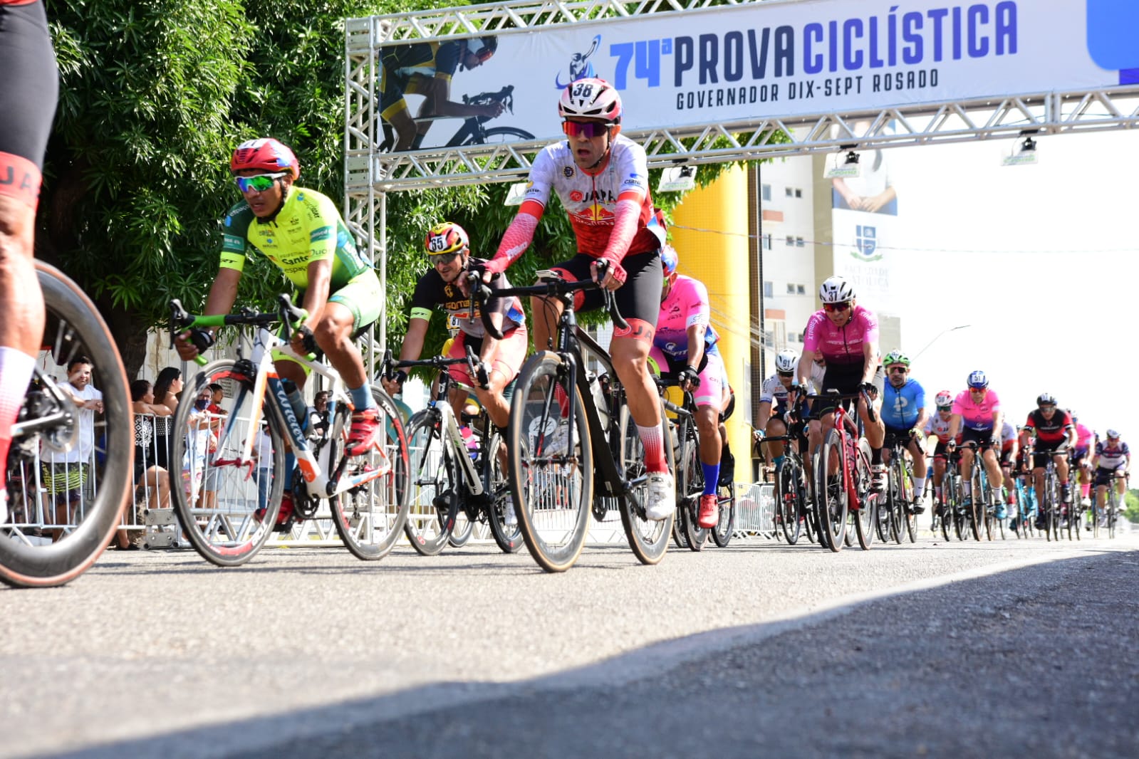 74ª Prova Ciclística Governador Dix-sept Rosado reúne mais de 220 atletas em Mossoró