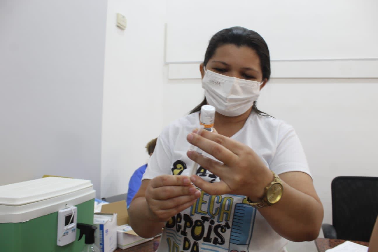 Mossoró aplica mais de 2.500 doses de vacinas contra a Covid-19 neste fim de semana