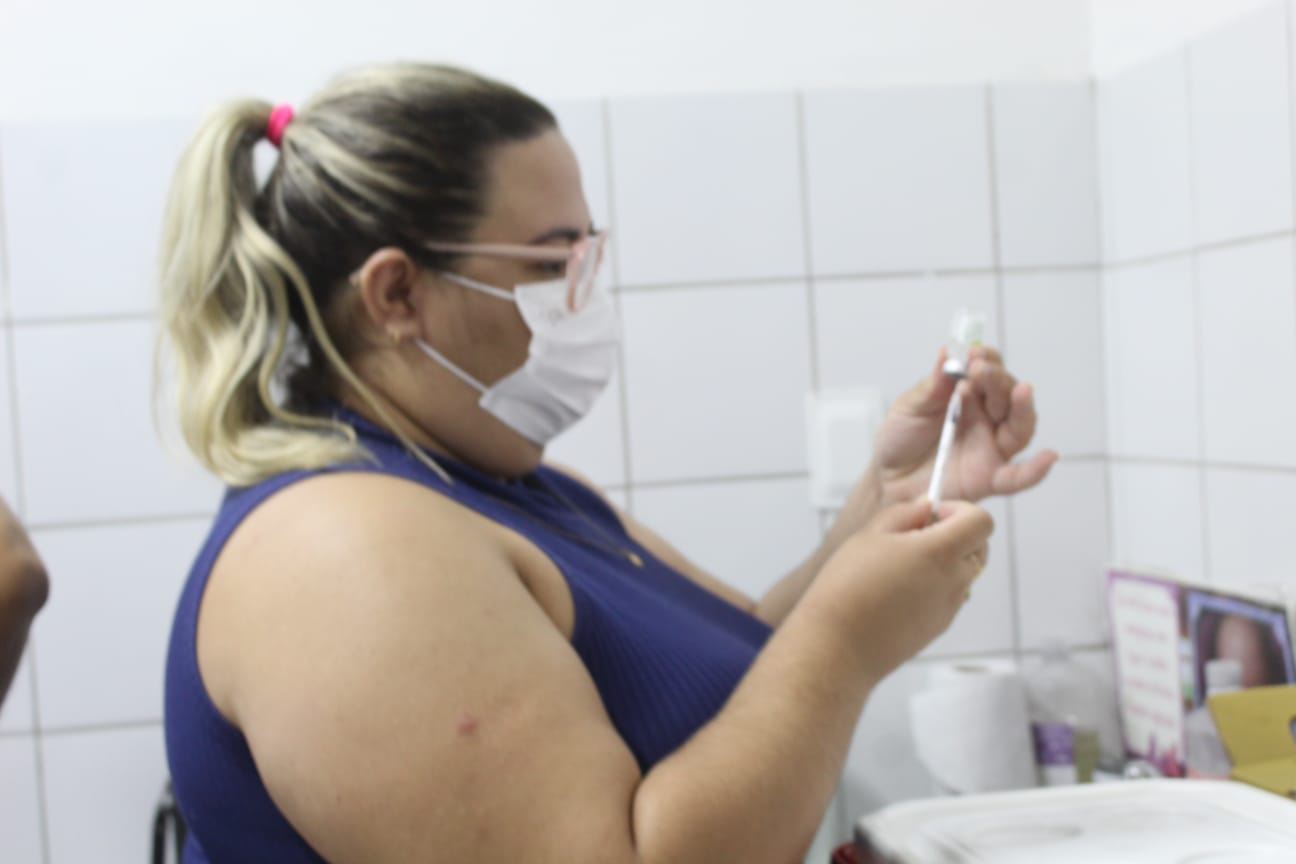 Campanha “Mossoró Vacina” continua nesta semana imunizando população contra Covid-19 e Influenza
