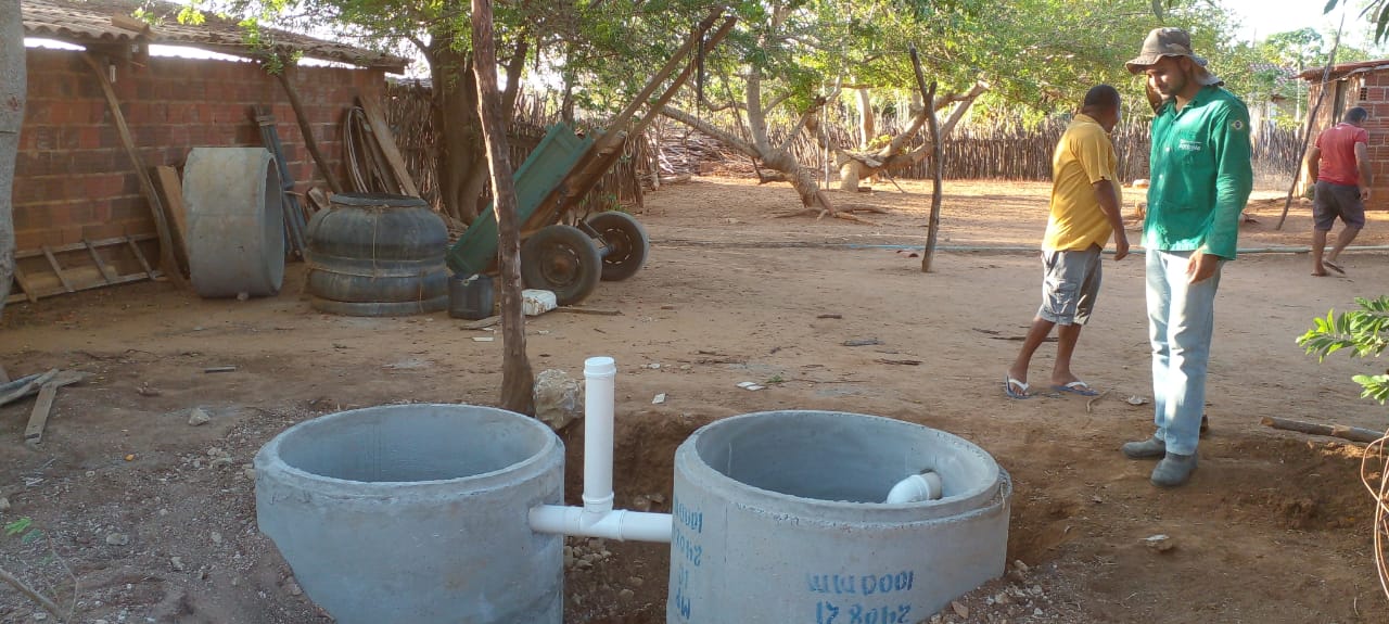 Secretaria constrói unidade demonstrativa de reúso de água para produção de forragem