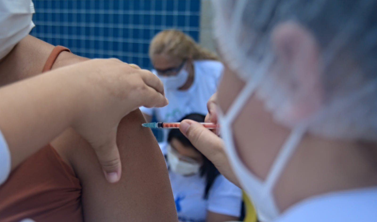 Pontos de vacinação da Covid-19 e Influenza são disponibilizados pelo município