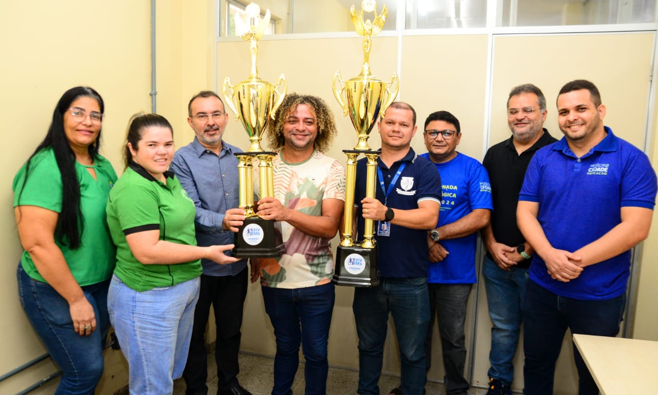 Prefeitura de Mossoró entrega troféus às escolas campeãs dos JEMs